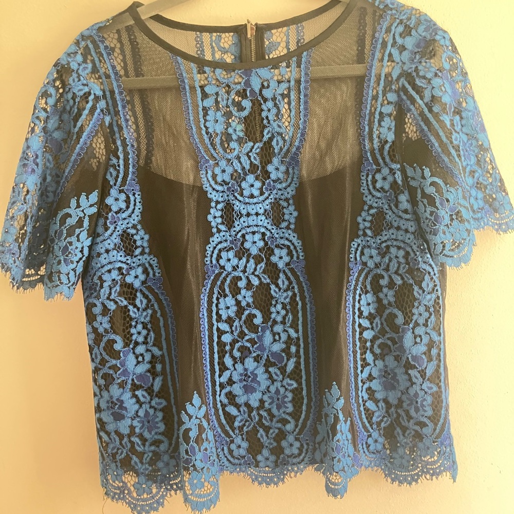Blue Lace Overlay Women's Top - Picture 2 of 3